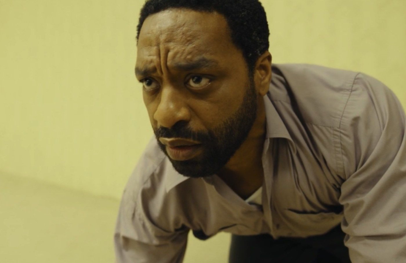 Chiwetel Ejiofor en Backrooms